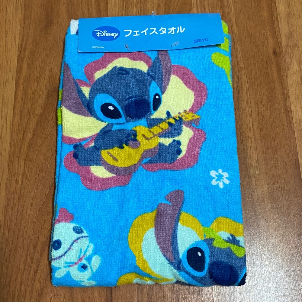 ❤️ Disney’s Lilo & Stitch Experiment 626 Hand Towel NWT